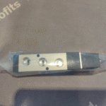 Festo VUVS-LK25-M52-AD-G14-1B2-S Solenoid valve 8043218 - Image 4