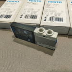Festo MHE2-MS1H-3/2G-M7 Air solenoid valve 196131 - Image 4