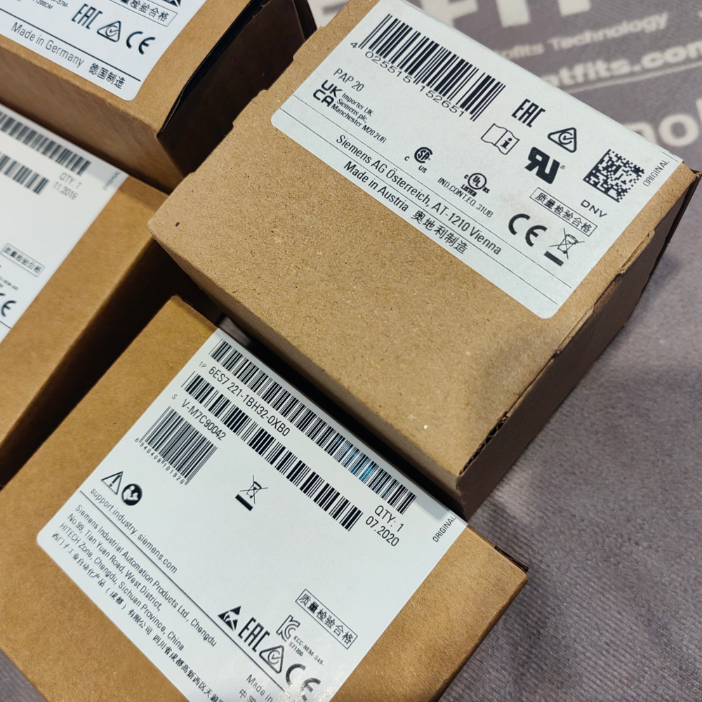 IMG_20251106_140211 Siemens 6ES7 221-1BH32-0XB0 Digital Input SM 1221 SIMATIC S7-1200 - Image 1