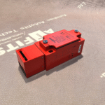 Telemecanique XCSA501 Metal Safety Switch - Image 6