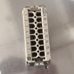 Harting 09330162701 Han E 16 Pos F Insert Screw Heavy Duty Power Connector - Image 6