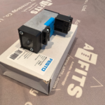 Festo MN1H-5/2-D-1-FR-C Air Solenoid Valve (Order Code: 159687) - Image 3