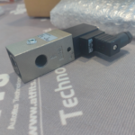 SMC VY1100-202F Electrical proportional valve - Image 3