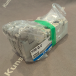 SMC SY9120-5D-03 Solenoid Valve SY91205D03 - Image 2