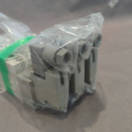 SMC SY9120-5D-03 Solenoid Valve SY91205D03 - Image 3