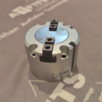 SMC MHS2-50D FINGER PNEUMATIC GRIPPER - Image 3