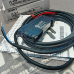 Keyence FS-N11N Fiber Optic Sensor FSN11N - Image 5