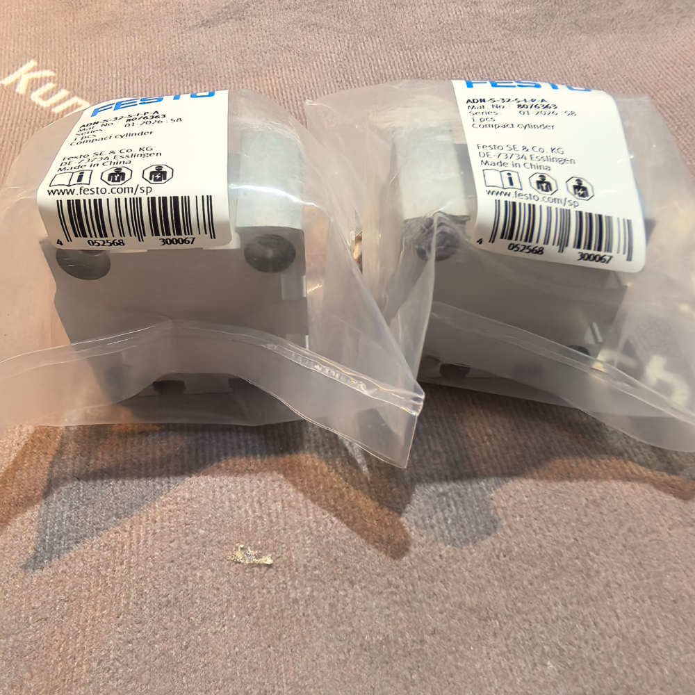 Festo 8076363 ADN-S-32-5-I-P-A Compact cylinder Festo 8076363 ADN-S-32-5-I-P-A Compact cylinder