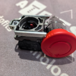 New Original Schneider XB4BSB444 XB4 emergency mushroom head modular red push button - Imagen 2