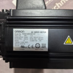 New Original Omron R88M-K2K030C-S2 G5 series AC servo motor