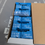New Original Finder 90.03.SMA DIN Rail Relay Socket - Imagen 2