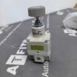 New Original SMC IR2020-F02 Precision Regulator with Pressure Guage - Imagen 3