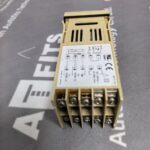 New Original SHIMADEN SR1-8P-1C Panel Mount PID Temperature Controller SSR Drive Output - Image 2