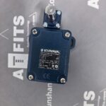 New Original Schmersal 151203470 TL 441-11Y-T-2512-6 Roller Lever Limit Switch - Image 2