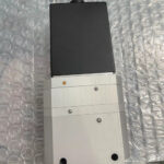 New Original FESTO 161164 MPPE‑3‑1/8‑6‑420‑B Proportional Pressure Regulator - Image 5