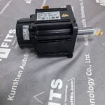 New Original Omron R88M-K1K030F-S2 AC Servo Motor - Image 3